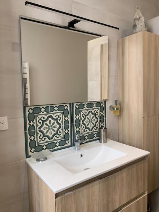 Cosy Joliette, Central, Climatise, 2 Chambres, Wifi, Garage Marseilles Exterior foto